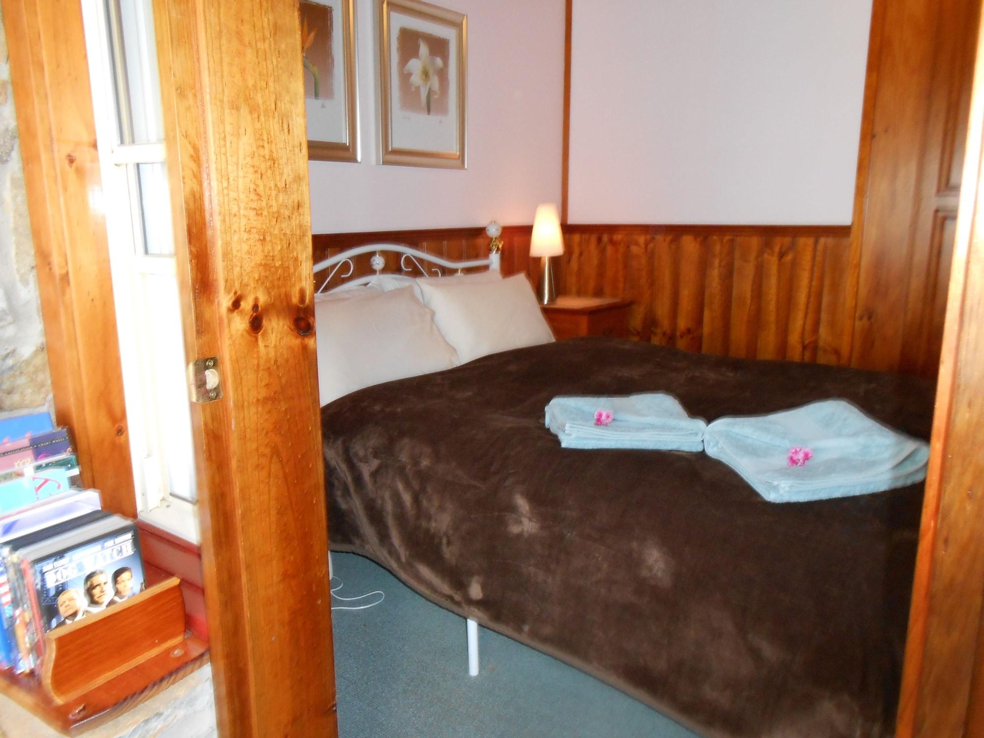 The Penguin Room - Tidelines Of Bicheno Extérieur photo