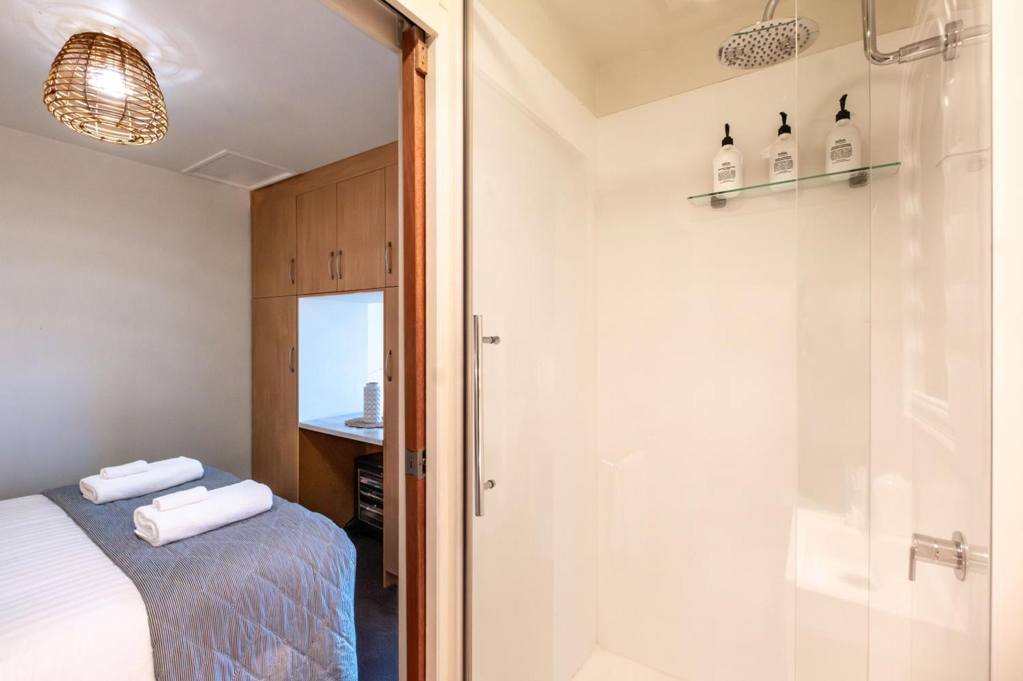 The Penguin Room - Tidelines Of Bicheno Extérieur photo